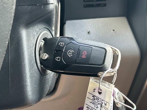 Used 2022 Ford F250 XLT w/ XLT Value Package AWD/4WD image 32