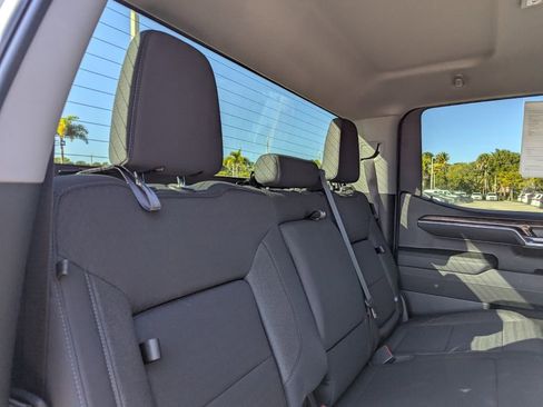 Used 2024 GMC Sierra 1500 Elevation image 14