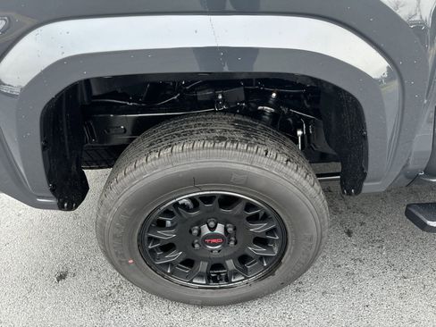 New 2024 Toyota Tacoma 4x4 Double Cab image 11