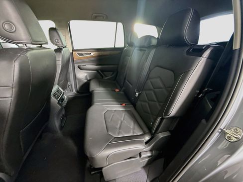 Used 2026 Volkswagen Atlas SE FWD image 25