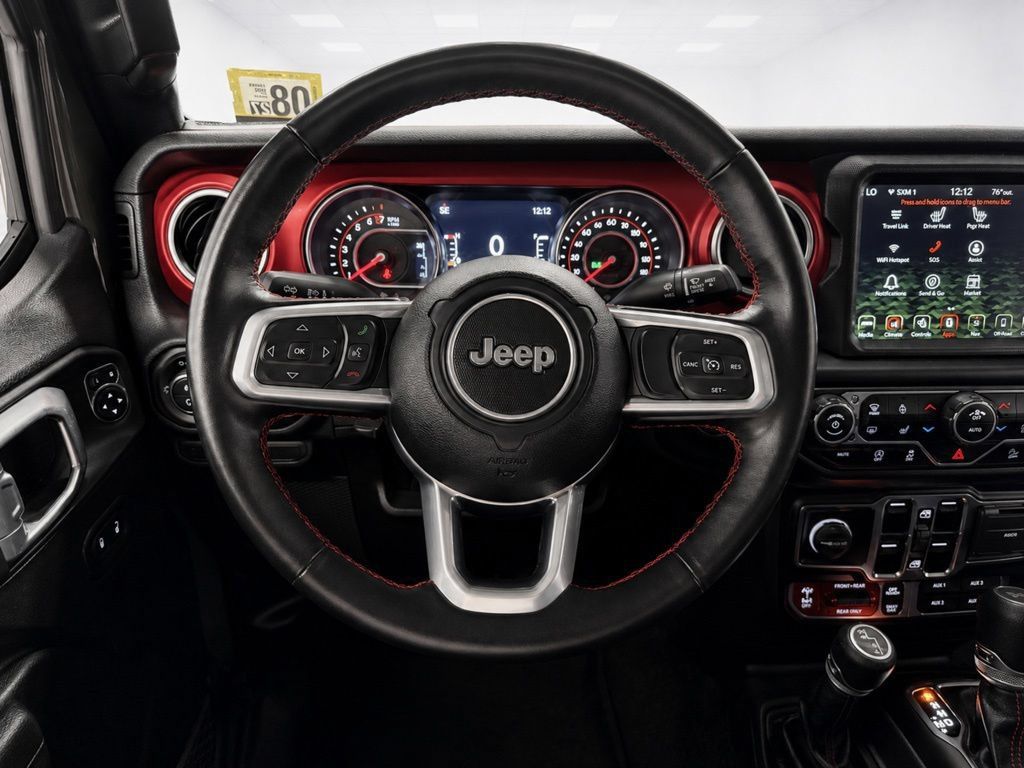 Used 2022 Jeep Gladiator Rubicon w/ LED Lighting Group AWD/4WD image 39
