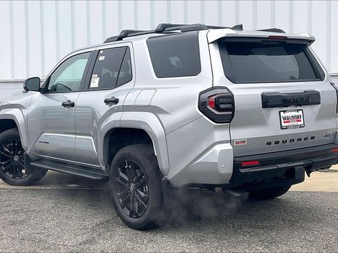 New 2026 Toyota 4Runner 4WD image 3
