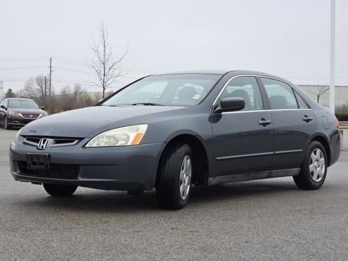 Used 2005 Honda Accord LX image 10