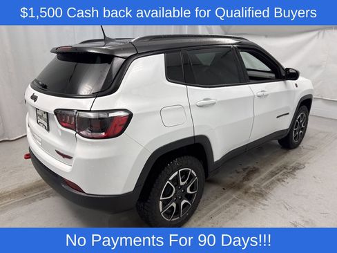 New 2026 Jeep Compass Trailhawk AWD/4WD image 3