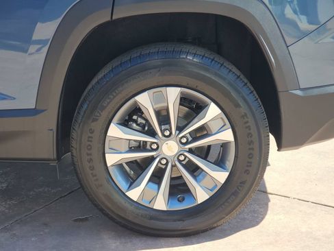 New 2026 Chevrolet Equinox LT FWD image 37