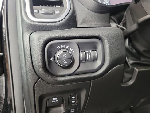 Used 2025 RAM 1500 Big Horn image 14