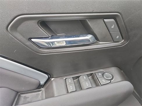 Used 2024 Chevrolet Colorado Z71 w/ Z71 Convenience Package 2 image 23