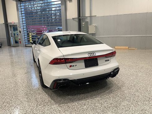 Used 2023 Audi RS 7 Sportback image 3