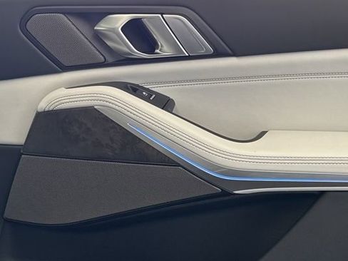 New 2026 BMW X5 xDrive50e image 55