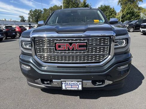 Used 2018 GMC Sierra 1500 Denali w/ Denali Ultimate Package AWD/4WD image 32
