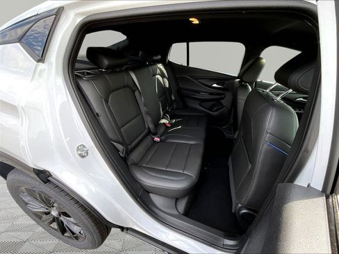 New 2026 Buick Envista Sport Touring w/ Convenience I Package FWD image 11