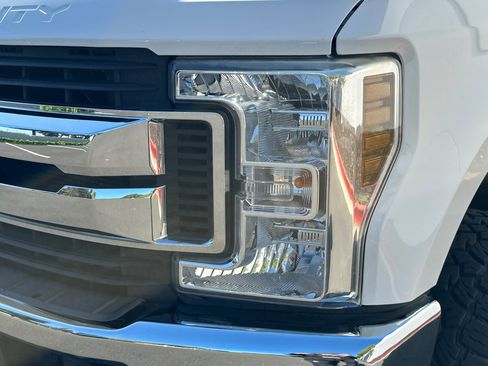 Used 2018 Ford F250 XLT image 45