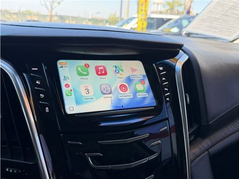Used 2019 Cadillac Escalade ESV Premium Luxury AWD/4WD image 61