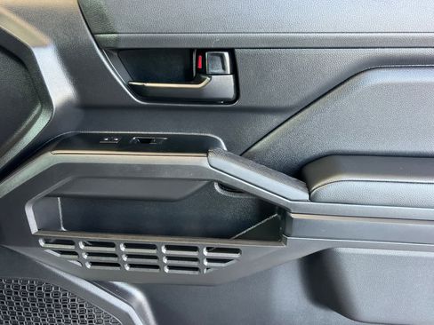 Certified 2025 Toyota Tacoma SR image 15