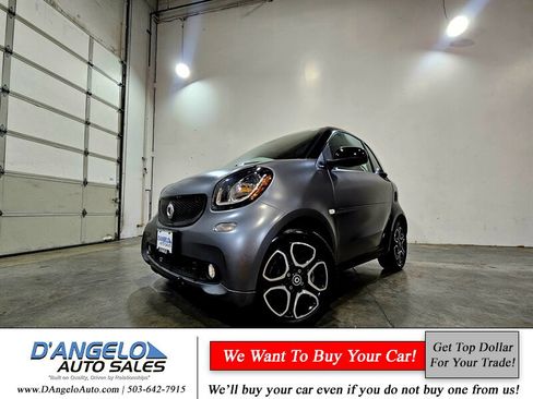 Used 2017 smart fortwo Prime image 32