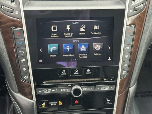 Used 2018 INFINITI Q50 Luxe w/ Essential Package (3.0T Luxe) image 33