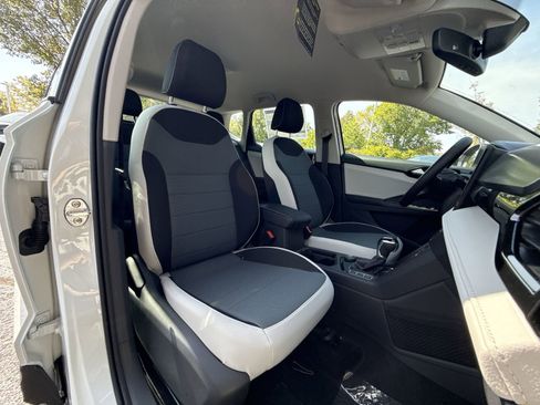 New 2025 Volkswagen Taos S image 25