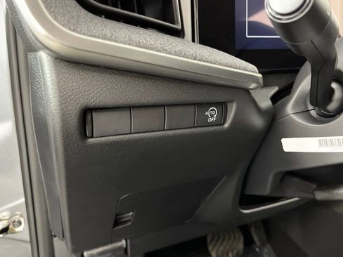 New 2026 Nissan Kicks SV w/ Cold Weather Package FWD image 30