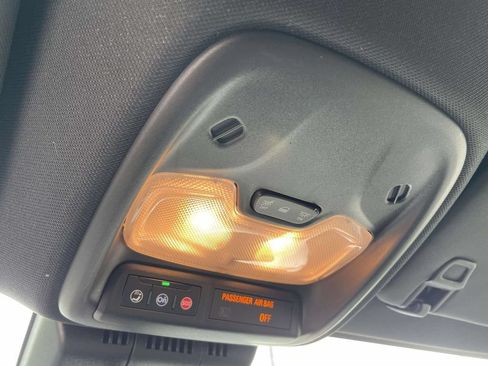 Used 2024 Chevrolet Colorado Trail Boss AWD/4WD image 27
