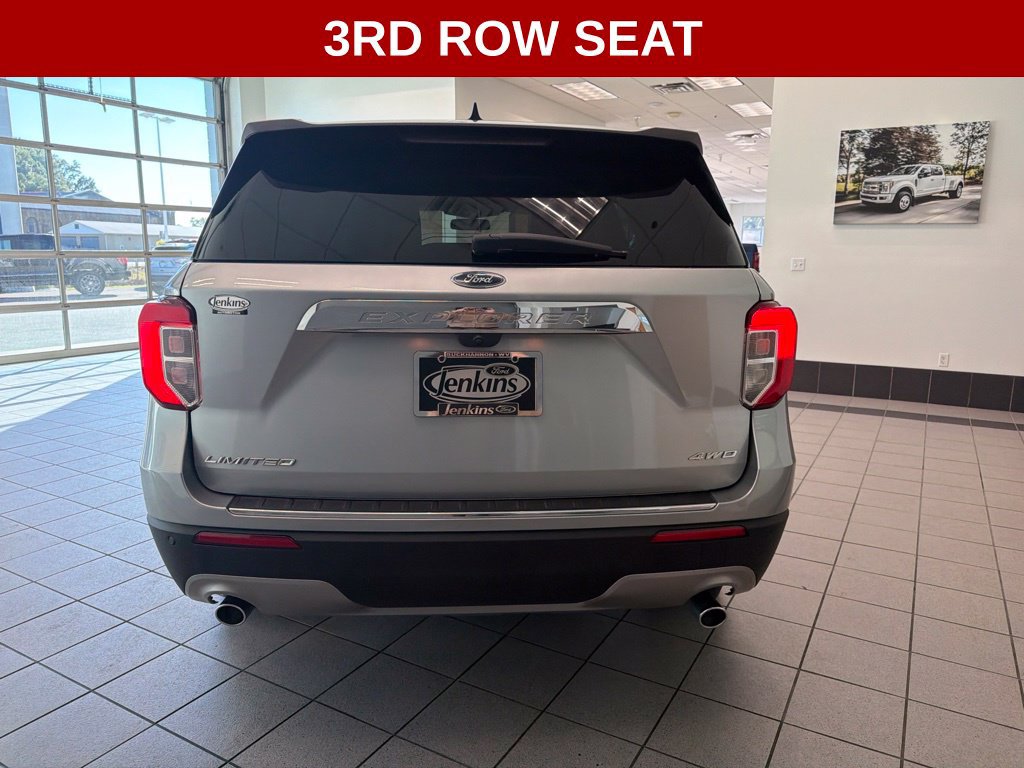 Used 2021 Ford Explorer Limited w/ Equipment Group 301A AWD/4WD image 17