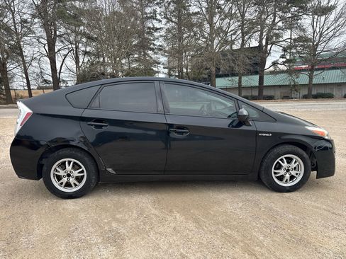 Used 2011 Toyota Prius Five image 5