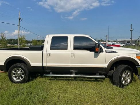 Used 2016 Ford F250 Lariat w/ Lariat Ultimate Package AWD/4WD image 5