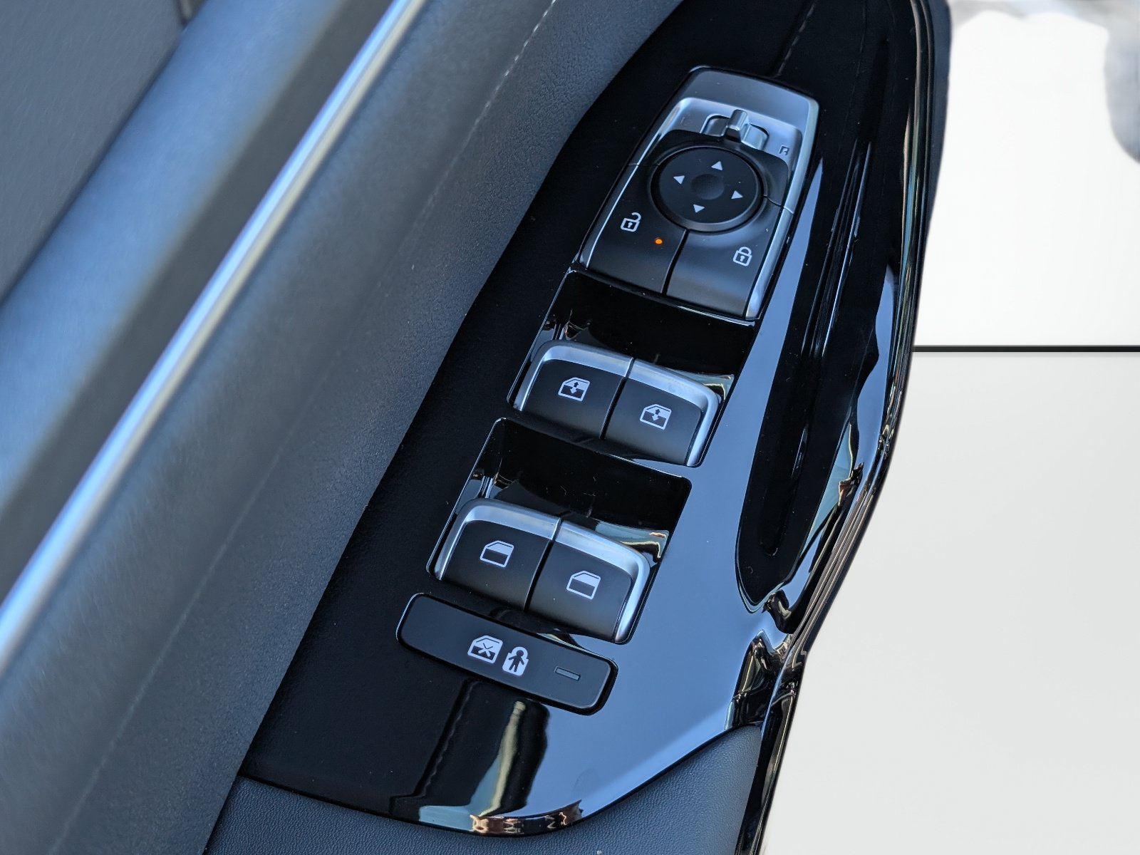 New 2027 Kia K5 GT-Line w/ GT-Line Premium Package FWD image 14