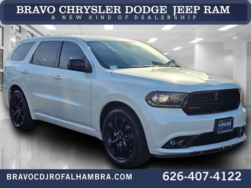 Used 2019 Dodge Durango SXT RWD image 1