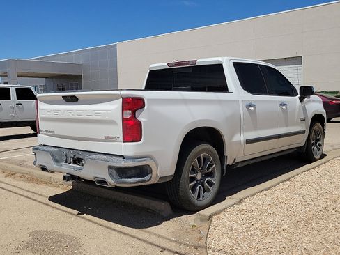 Used 2020 Chevrolet Silverado 1500 LT w/ Texas Edition image 3