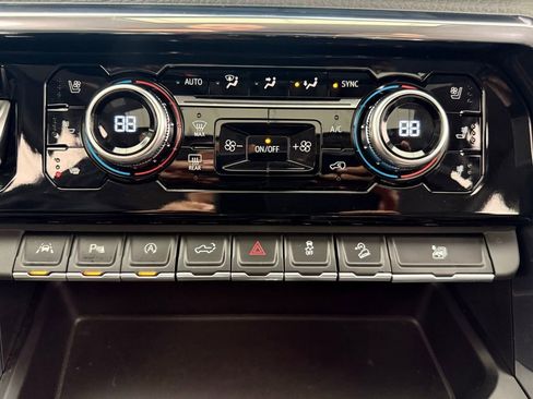 Used 2024 GMC Sierra 1500 Denali image 38