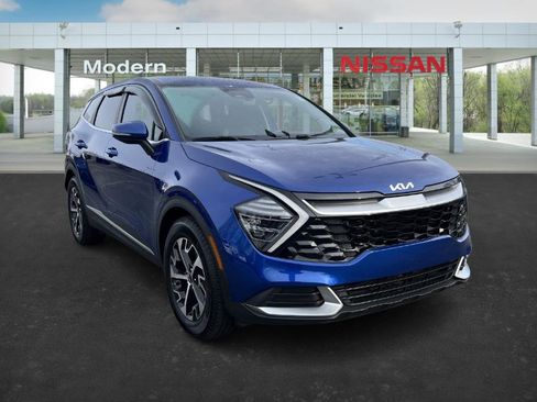 Used 2024 Kia Sportage EX image 7