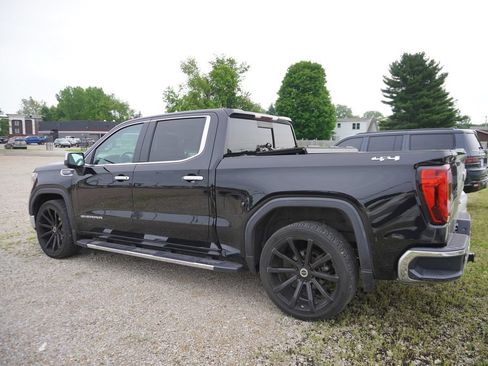 Used 2019 GMC Sierra 1500 SLT w/ SLT Premium Plus Package AWD/4WD image 5