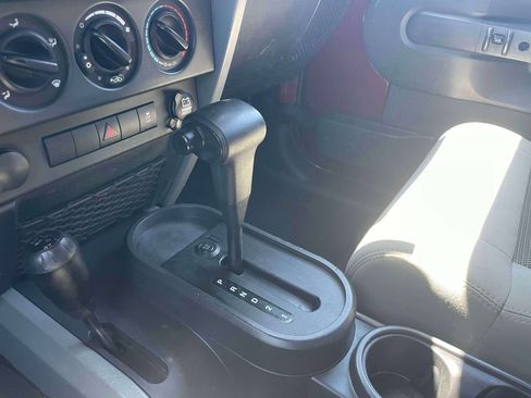 Used 2010 Jeep Wrangler Sport AWD/4WD image 23
