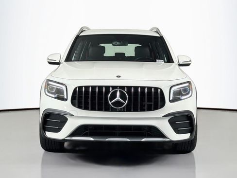 Used 2023 Mercedes-Benz GLB 35 AMG 4MATIC image 2