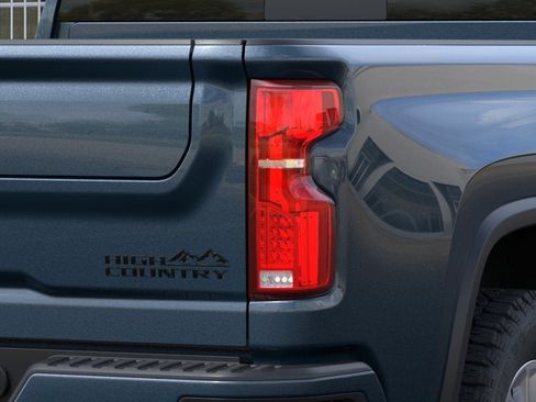 New 2026 Chevrolet Silverado 2500 High Country w/ High Country Premium Package AWD/4WD image 11