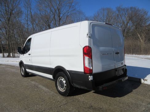 Used 2019 Ford Transit 150 130 Low Roof image 18