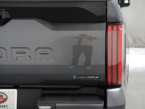 New 2026 Toyota Tundra Platinum AWD/4WD image 11