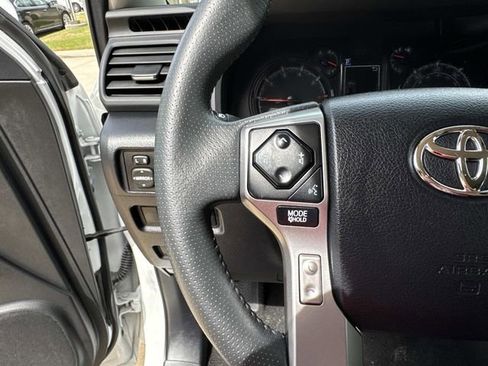 Used 2024 Toyota 4Runner SR5 image 23