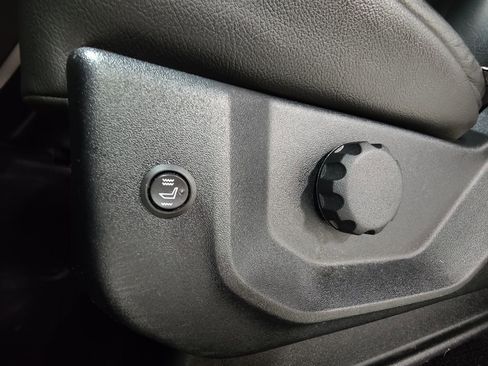 Used 2015 Ford F150 XLT w/ Snow Plow Prep Package image 26