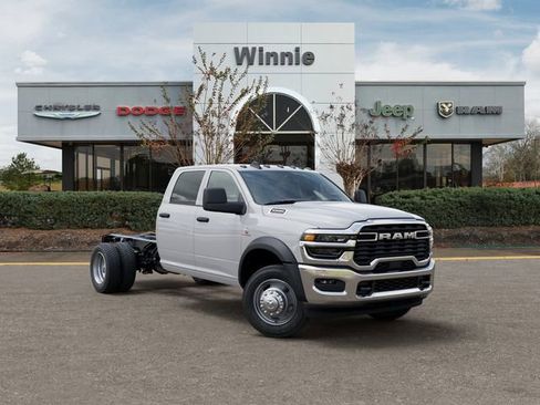 New 2026 RAM 5500 Tradesman w/ Chrome Appearance Group AWD/4WD image 5