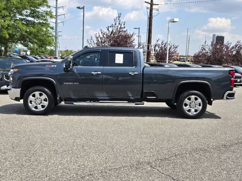 Used 2020 Chevrolet Silverado 3500 LTZ AWD/4WD image 44
