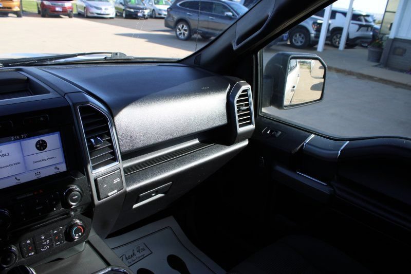Used 2016 Ford F150 XLT w/ Equipment Group 302A Luxury AWD/4WD image 16