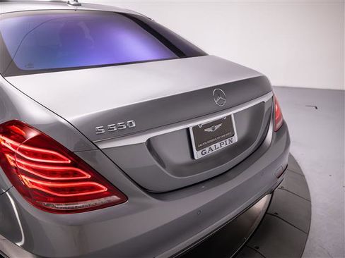 Used 2014 Mercedes-Benz S 550 Sedan image 31