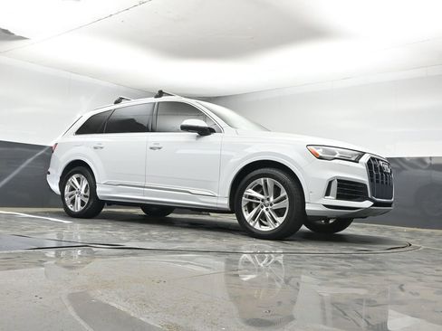 Used 2020 Audi Q7 3.0T Premium Plus image 15