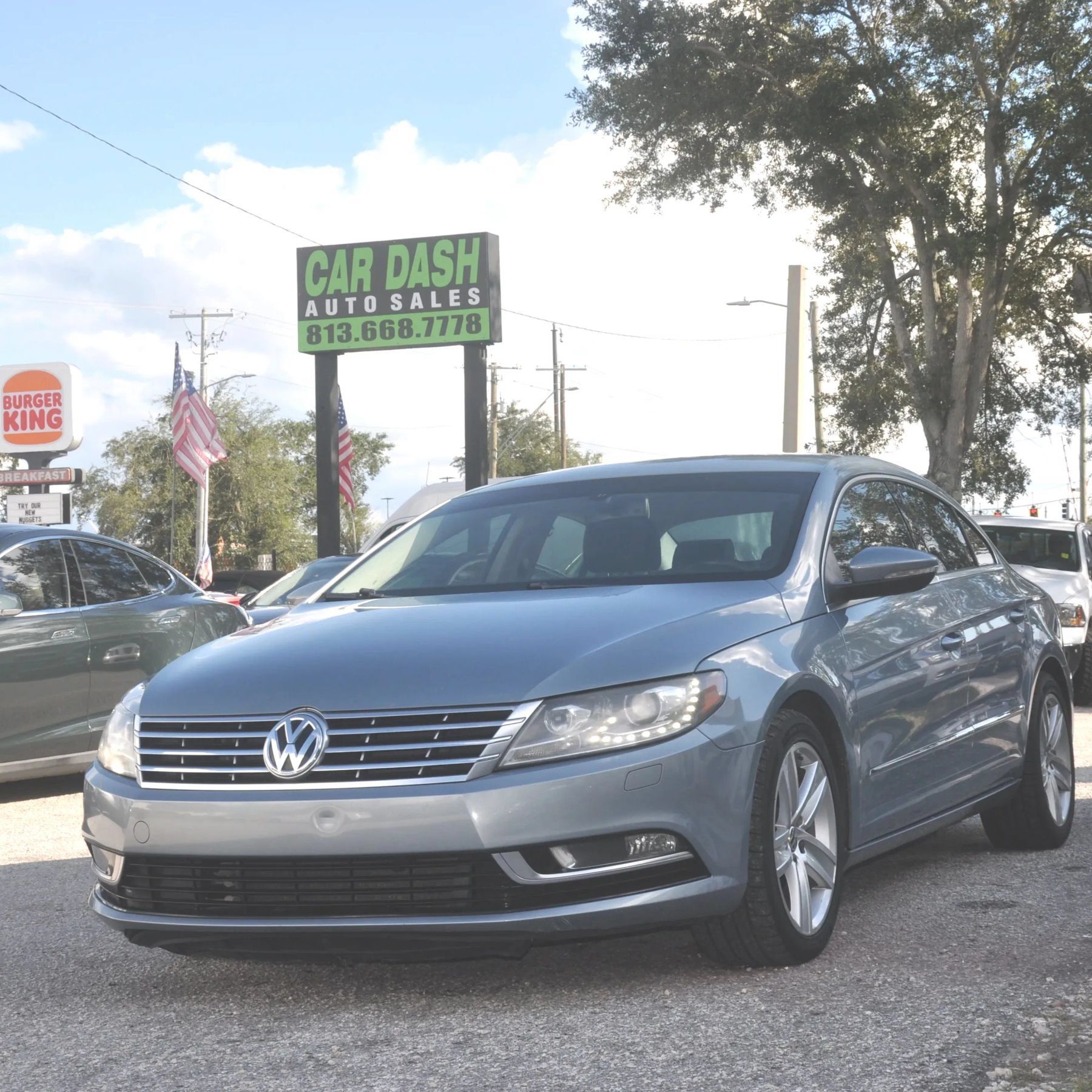 Used 2013 Volkswagen CC Sport FWD image 2