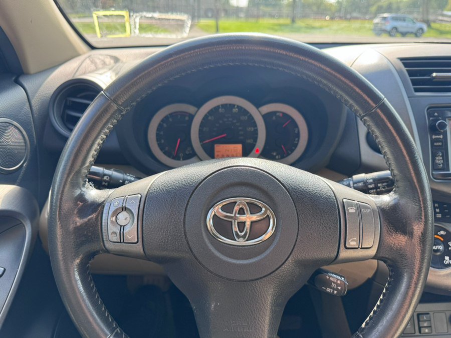 Used 2012 Toyota RAV4 Limited w/ Navigation Value Pkg AWD/4WD image 14