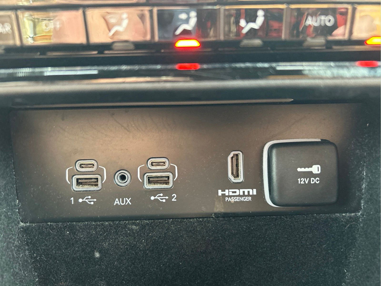 Certified 2022 Jeep Grand Cherokee Summit AWD/4WD image 32