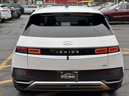 Used 2023 Hyundai Ioniq 5 SEL image 15