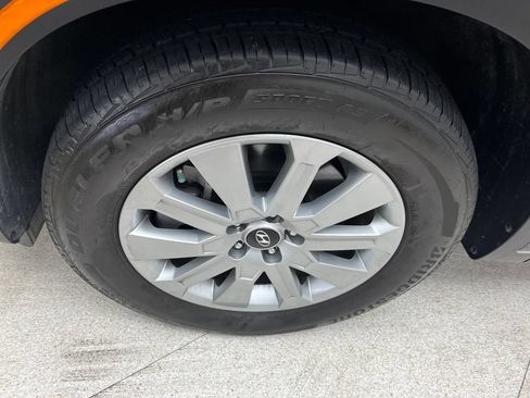 Used 2025 Hyundai Palisade SE FWD image 9