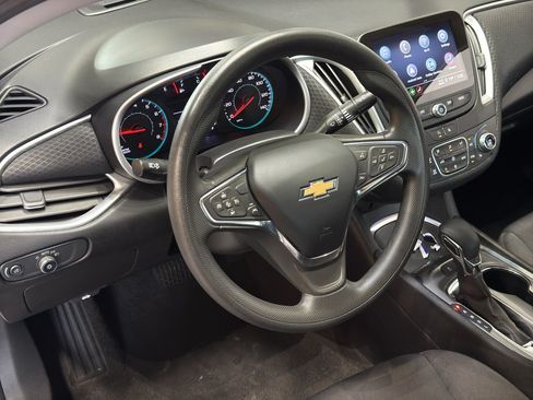 Used 2024 Chevrolet Malibu LT FWD image 15